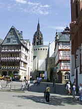 Römerberg mit Blick auf Schirn und Dom